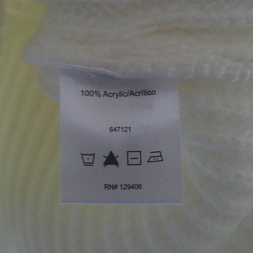 Venus Women's White Mock Neck Ribbed Split Side Sweater - Size Medium - EUC - Picture 7 of 8
